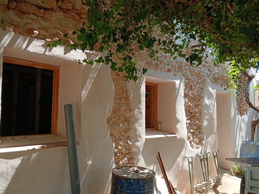 rehabilitacio masia baix ebre